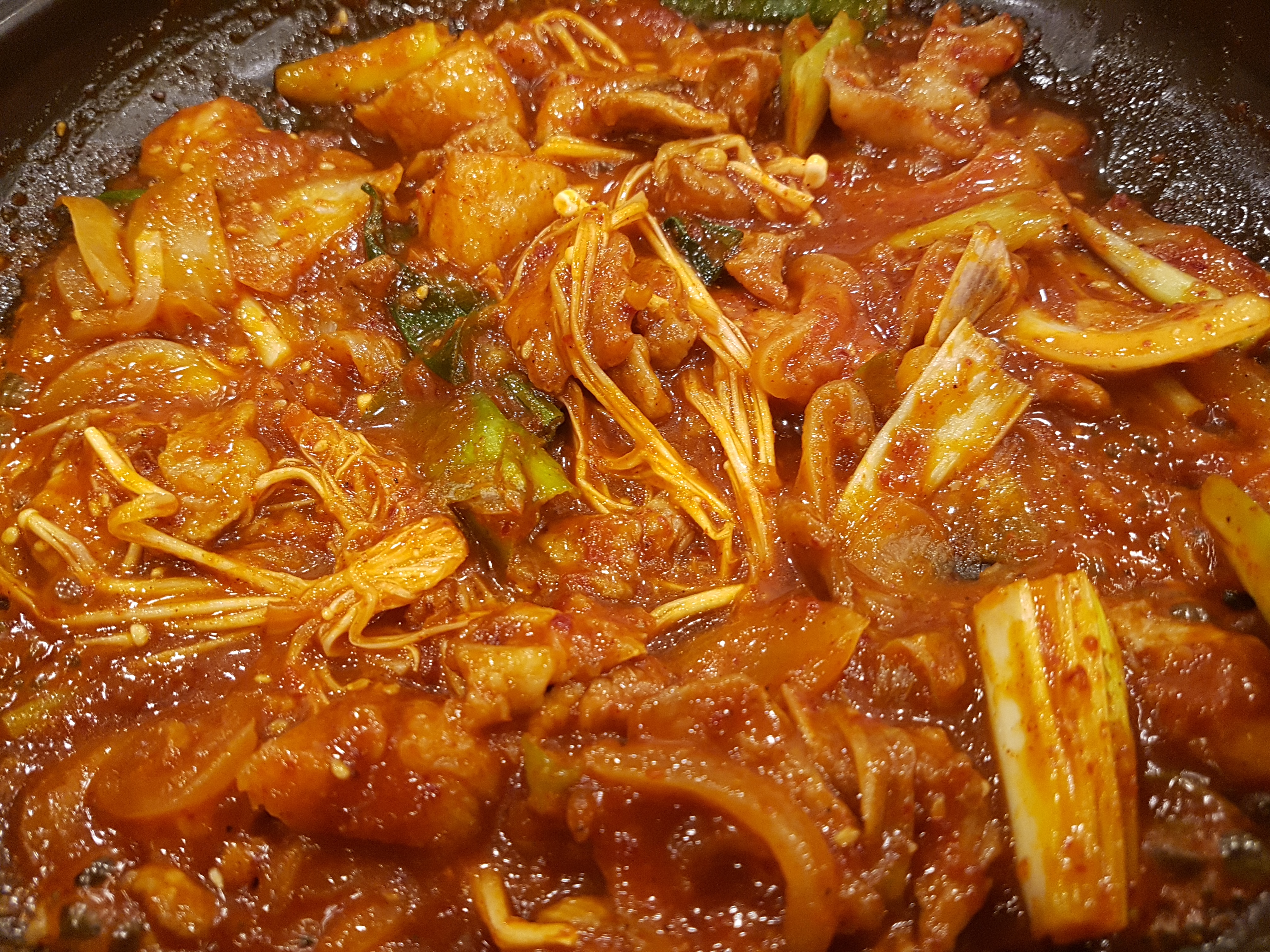 빨간돼지 족발&보쌈